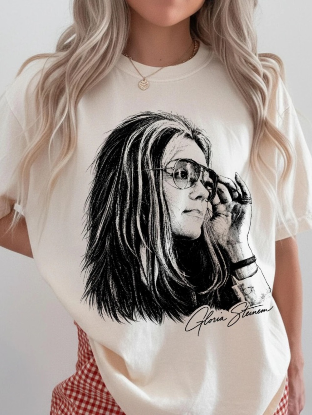 Gloria Steinem Graphic Tee, Feminist Activist Comfort Color T-Shirt